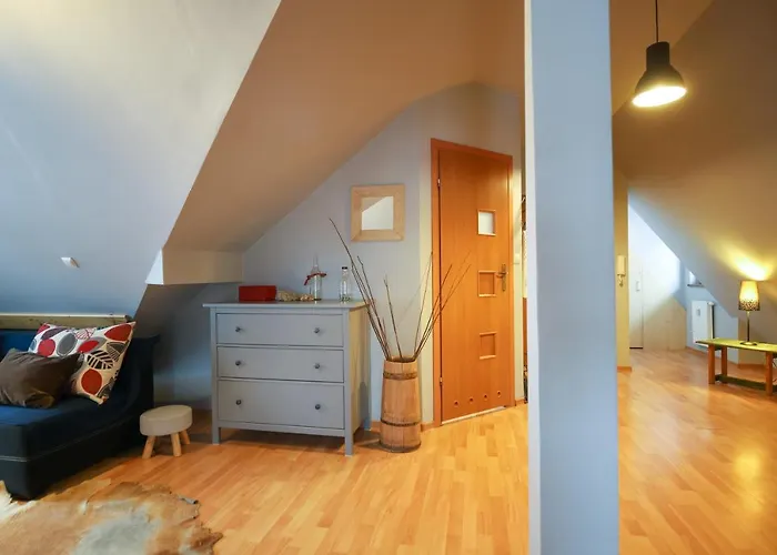 Golden s - One Bedroom - Mountain View&B13